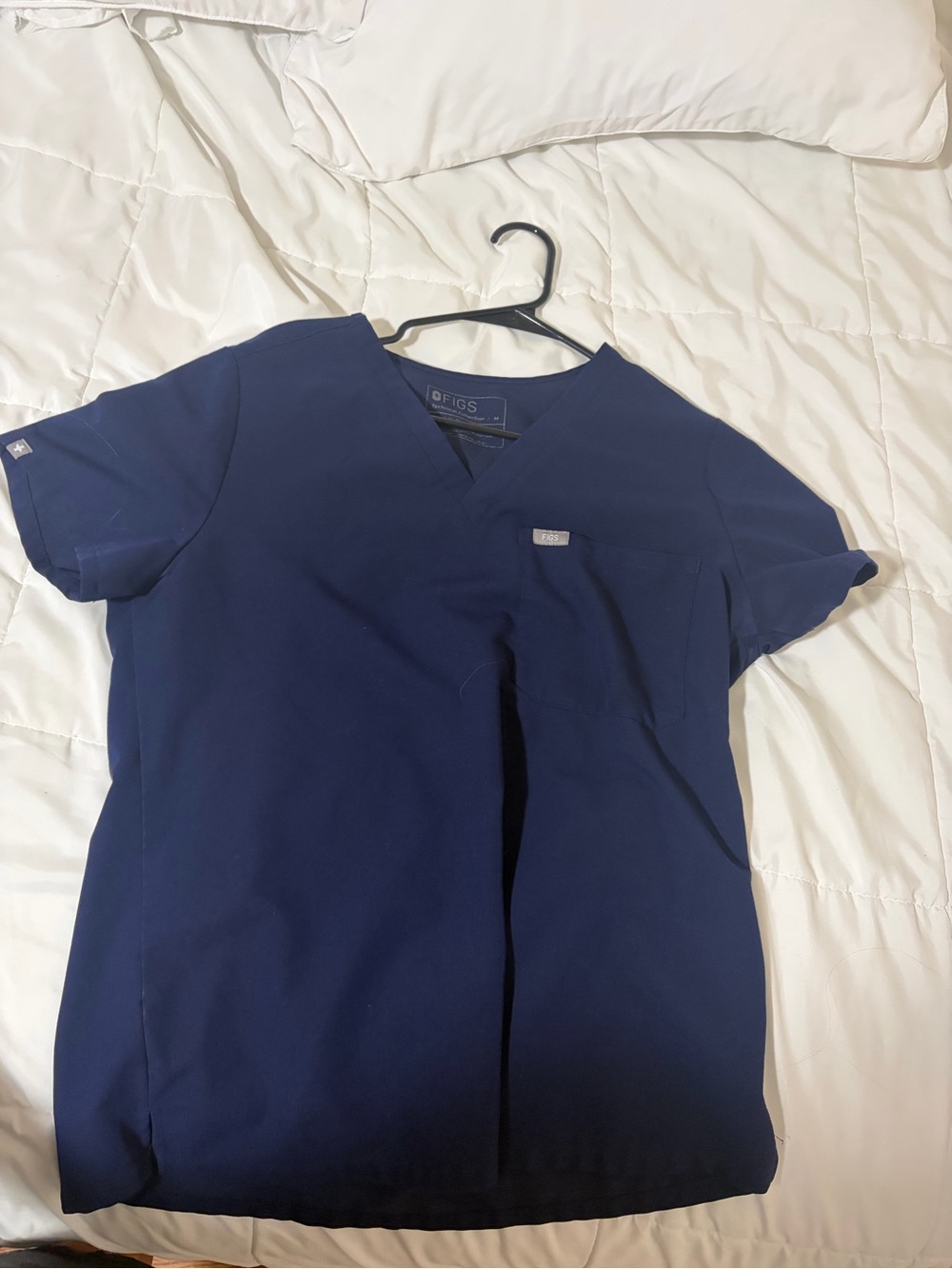 Figs Navy Women’s Catarina One-Pocket Scrub Top